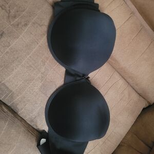 Black Strapless Bra No Straps